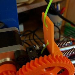 8d3c7a7eb60af8926773e98b9ef71637_preview_featured.jpg Greg's wade extruder filaflex tensor