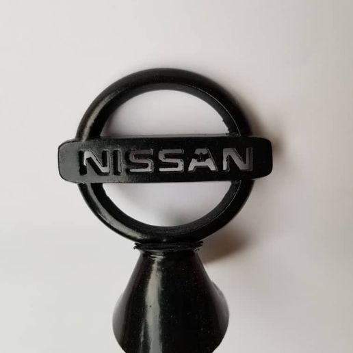 IMG-20201023-WA0047.jpg pedestal nissan Badge_