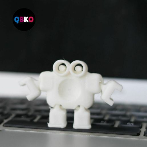 Copia-de-QBKO-8.jpg Mini robot avec glases (Print in place).