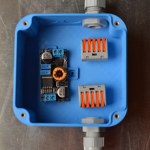 Junction-box-with-wago.jpg Abzweigdose - Elektrisch IP65, 100x100x44 mm