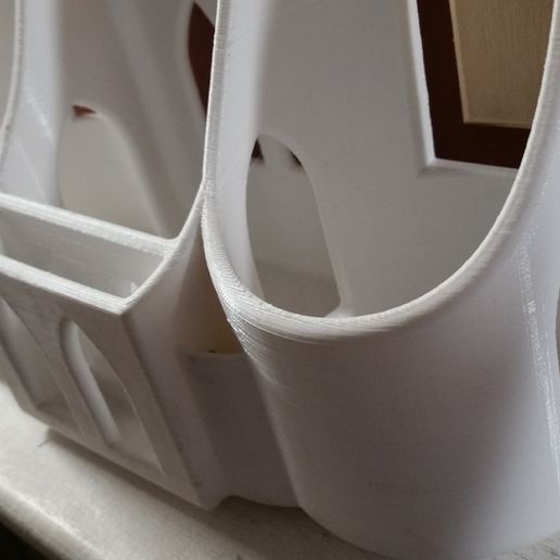 2019-07-13_22.19.48.jpg Back of headrest cup holder/organizer