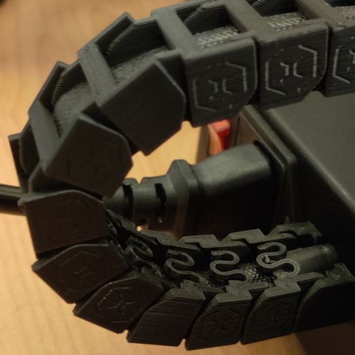 IMG_20201124_194114.jpg A²C²DC : Una cadena portacables de CA para el SW X1 de Artillería (finales de 2020)