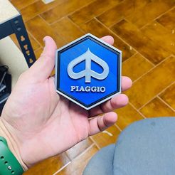 IMG_2750.jpg Archivo STL logotipo de piaggio vespa・Modelo imprimible en 3D para descargar