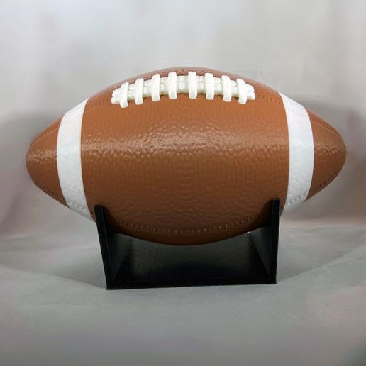 Football-STL-9.jpg Fichiers STL de football réaliste grandeur nature et support - NO AMS - LICENCE COMMERCIALE