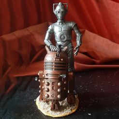fotocarre.jpg Fichier OBJ Cyber-PO et R2Dalek・Plan pour impression 3D à télécharger
