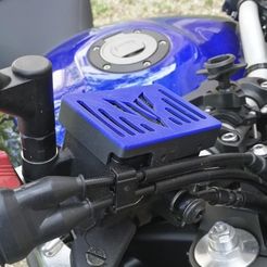 MT09 BRAKE COVER06.jpg STL file FRONT BRAKE DECORATION COVER MT-09 FZ-09 2017-18・3D print design to download