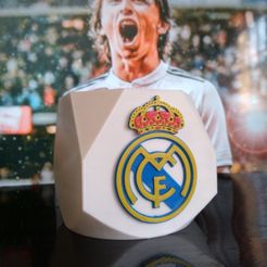 20220316_113554.jpg Archivo STL Mate Luka Modrić Real Madrid・Diseño de impresión en 3D para descargar