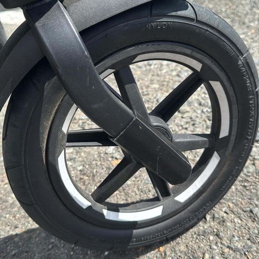 THULE Urban Glide side wheel cover / guard
