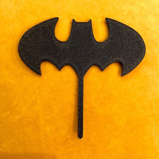 88985478_229943304803440_6803294068777418752_n.jpg Batman Birthday Cake Topper Blank Edition