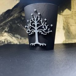 680cff4d-601a-48ad-876f-2da439abec70.jpeg LOTR Gondor Dice Cup