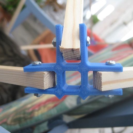 IMG_6167_display_large.JPG Universal Frame Connector