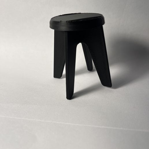 IMG_8888.jpeg Small stool - Petit tabouret