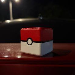 Pokebox - Mini Pokeball Box