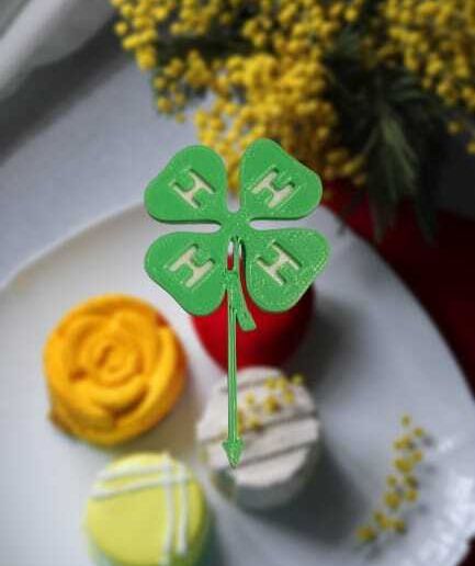 4H Cupcake Topper 3D model