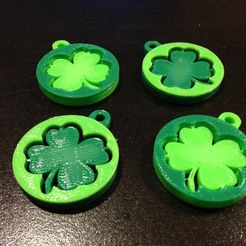 IMG_2177_display_large.jpg Free STL file Shamrock Key Tags / Pendants・3D printing template to download