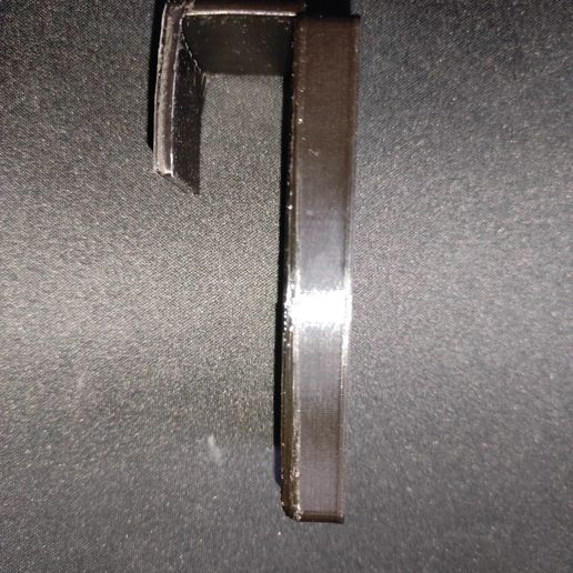 e72a0c4c-423e-4d7c-891c-6da38c250b75.jpg Remote control speaker holder