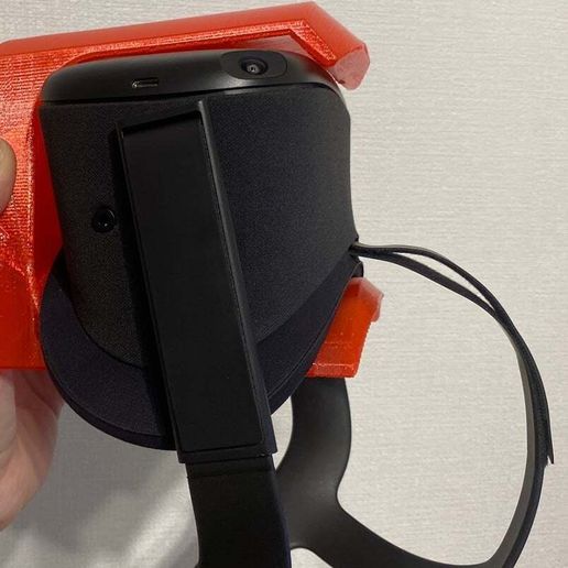 IMG_7296.jpg OCULUS QUEST WALL HANGER GEN2020