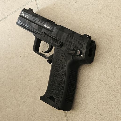 🔫 USP 45 counter strike gun replica・ 3D File for 3D