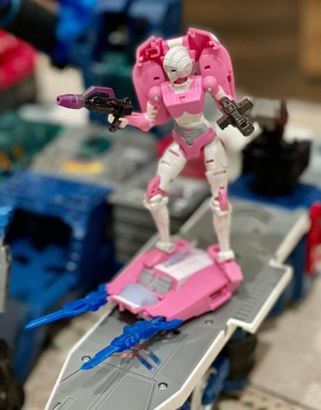 3D file Arcee guns and swords・3D print design to download・Cults