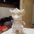 Simba roi lion