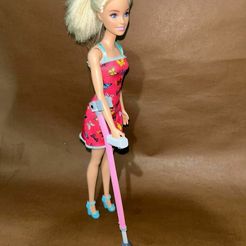 965d8d58-1e1c-4296-b51c-a0e500d492e8.jpeg Barbie's Forearm crutches