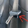 OF 6 ad ade Le ee Oe ee Simple seat belt clip ver.2