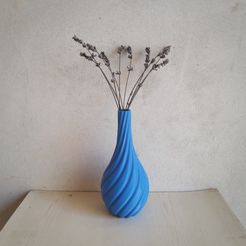 20220330_151214.jpg Flower vase