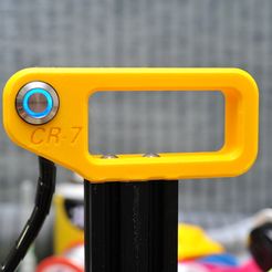DSC_9598.JPG Poignée avec bouton d'alimentation pour CR-7