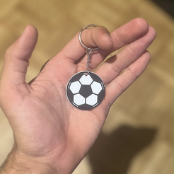 IMG_5457.png Archivo 3D Football ball keychain・Diseño para descargar y imprimir en 3D