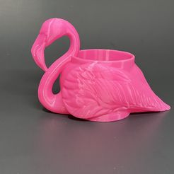 IMG_6248.jpeg Free STL file Cute Flamingo Planter・3D printing template to download
