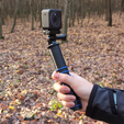 SelfieStick-DIY.png DIY Selfie Stick with integrated battery