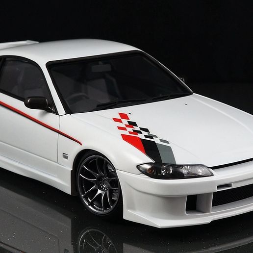 NISMO NISSAN SILVIA S15 ラジコン ボディ 🇯🇵 Kit de carroçaria Nissan Silvia S15 NISMO à escala 1/24