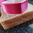 Heart-Pocket-Sandwich-Cutter-and-Sealer3.jpg 🥪 Kalp Şeklinde Cep Sandviç Kesici ve Kapama Aleti