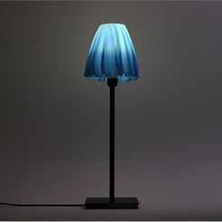 1_823I9JIHA1.jpg Fichier STL gratuit Drape Lampe de table・Objet pour impression 3D à télécharger