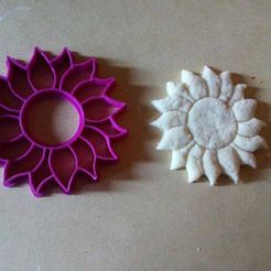 WhatsApp Image 2018-10-15 at 17.45.20.jpeg STL-Datei Sunflower Cookie Cutter, Sunflower cookie cutter・Vorlage für 3D-Druck zum herunterladen