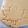 Maple Leaf Cookie Cutter 03.jpg Maple leaf cookie cutter