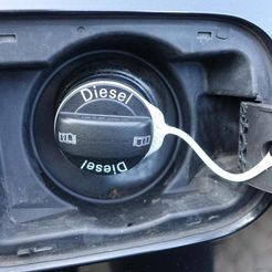 DSC00690.JPG Audi A5 Fuel Gas Tank Cap Cover Rubber