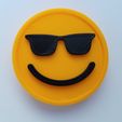 20191116_153452.jpg Fichier STL Insigne Emoji Snap Badge Cool Emoji・Plan à imprimer en 3D à télécharger, abbymath