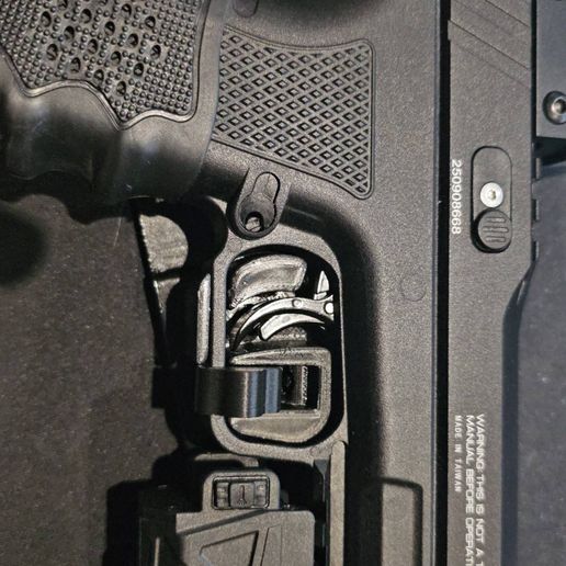 Pistelle X-68 holster trigger guard