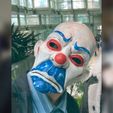 Joker_clown_mask_3d_print_model_review_04.jpg Joker Clown Mask - Henchmen Dark Knight Cosplay
