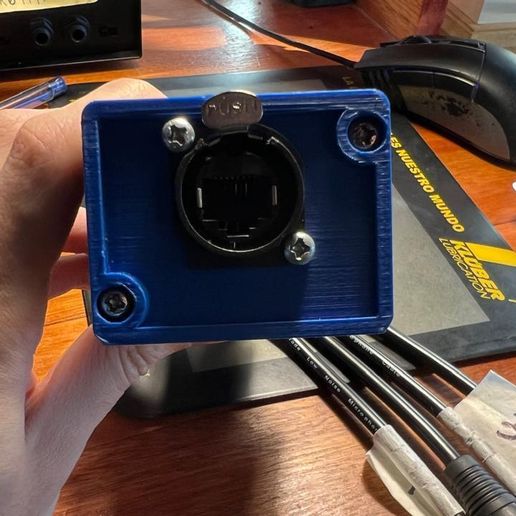 Breakout RJ45 a XLR/DMX