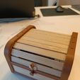 IMG_20231211_154815.jpg Magnificent wooden drum chest - Magnifique coffre en bois à motif tambour