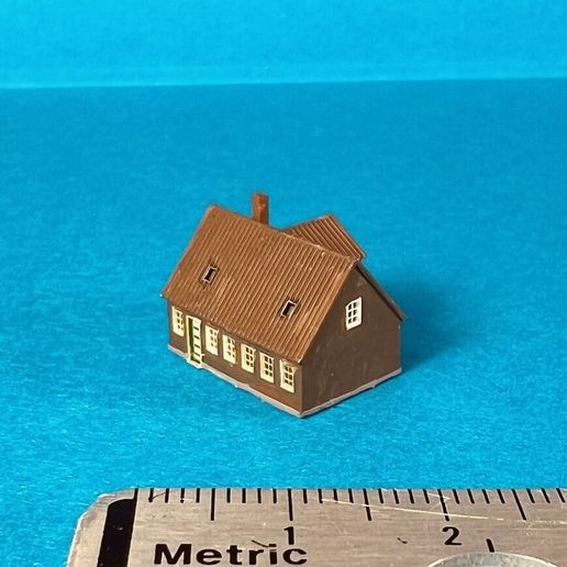 FullSizeRender.jpeg small houses - 7 models for 2-4mm wg and t-scale trains