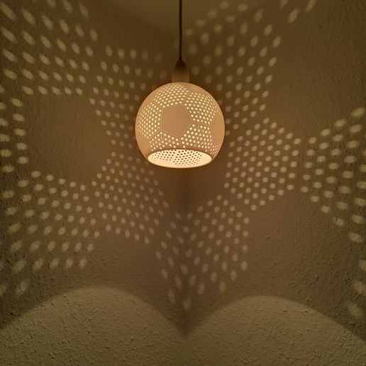 IMG_20231217_151359.jpg deckenlampe fußball, fußball deckenlampe, fußball lampe wand, fussball wandlampe, wandlampe fussball, wandleuchte fussball, wandleuchte fußball, deckenleuchte fußball, fussball lampe decke, fußball deckenleuchte, fussball leuchte, MIRESISTOR fussball