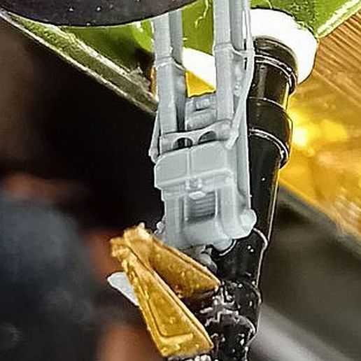 P-61 Black Widow Front u/c leg support 1/48