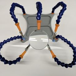 IMG_20171009_110529.jpg Free 3D file Helping Hands - Soldering Station・3D printer model to download