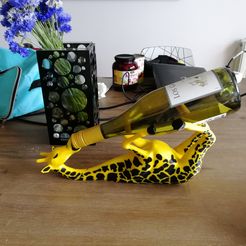 wine_garaffe.jpg 3D-Datei Wine Garaffe・Design für den 3D-Druck zum Herunterladen