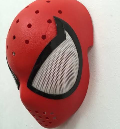 The ULTIMATE SPİDERMAN FACESHELL 62-63 CM ORIGINAL