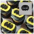 20230328_062109-1.jpg Bat cupcake fondant topper outline cookie cutter/clay cutter