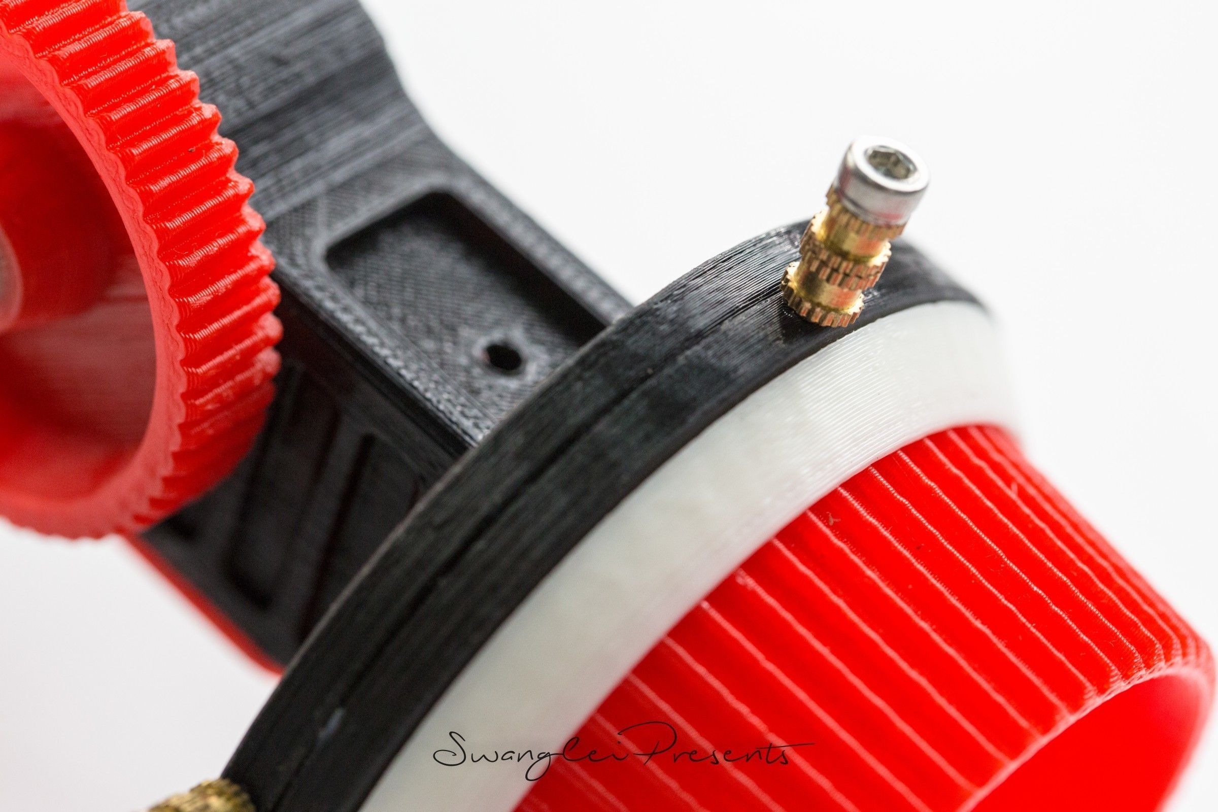 STL file 3D_Print_Follow_Focus_V2.0・3D printing model to download・Cults